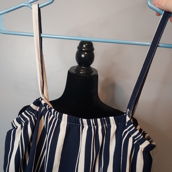 Time And Tru Blue/White Stripped Jumpsuit NWT Size Medium - Picture 5 of 8